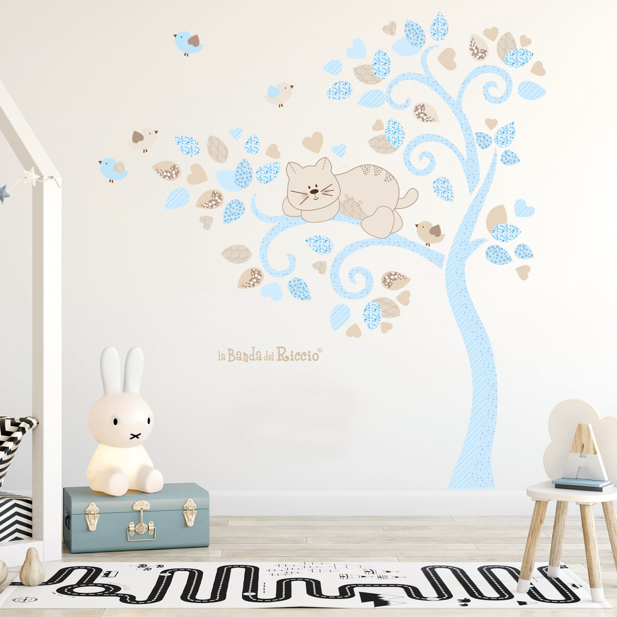 Albero vento con Gatto e Uccellini
