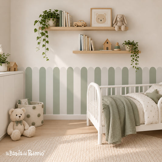 Self-Adhesive Solid Scalloped Wainscoting